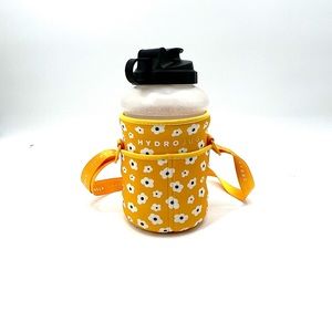 Hydro Jug Half Gallon Bottle 64 oz Leakproof Carry Handle BPA Free ‘Clear’ Jug